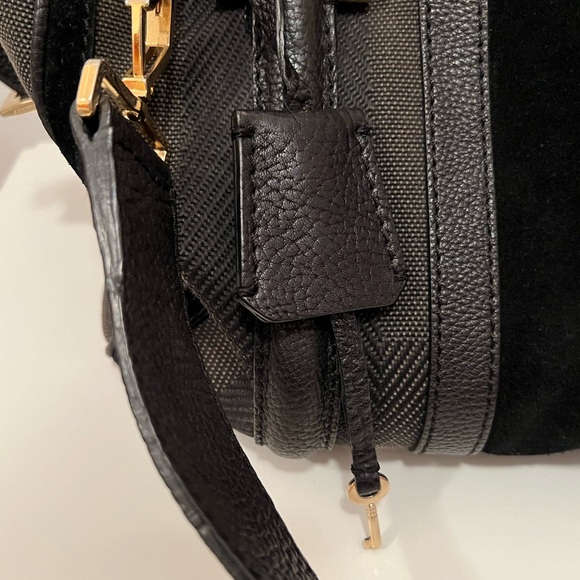 BURBERRY
Canvas Handle Bag - Picture 9 of 13